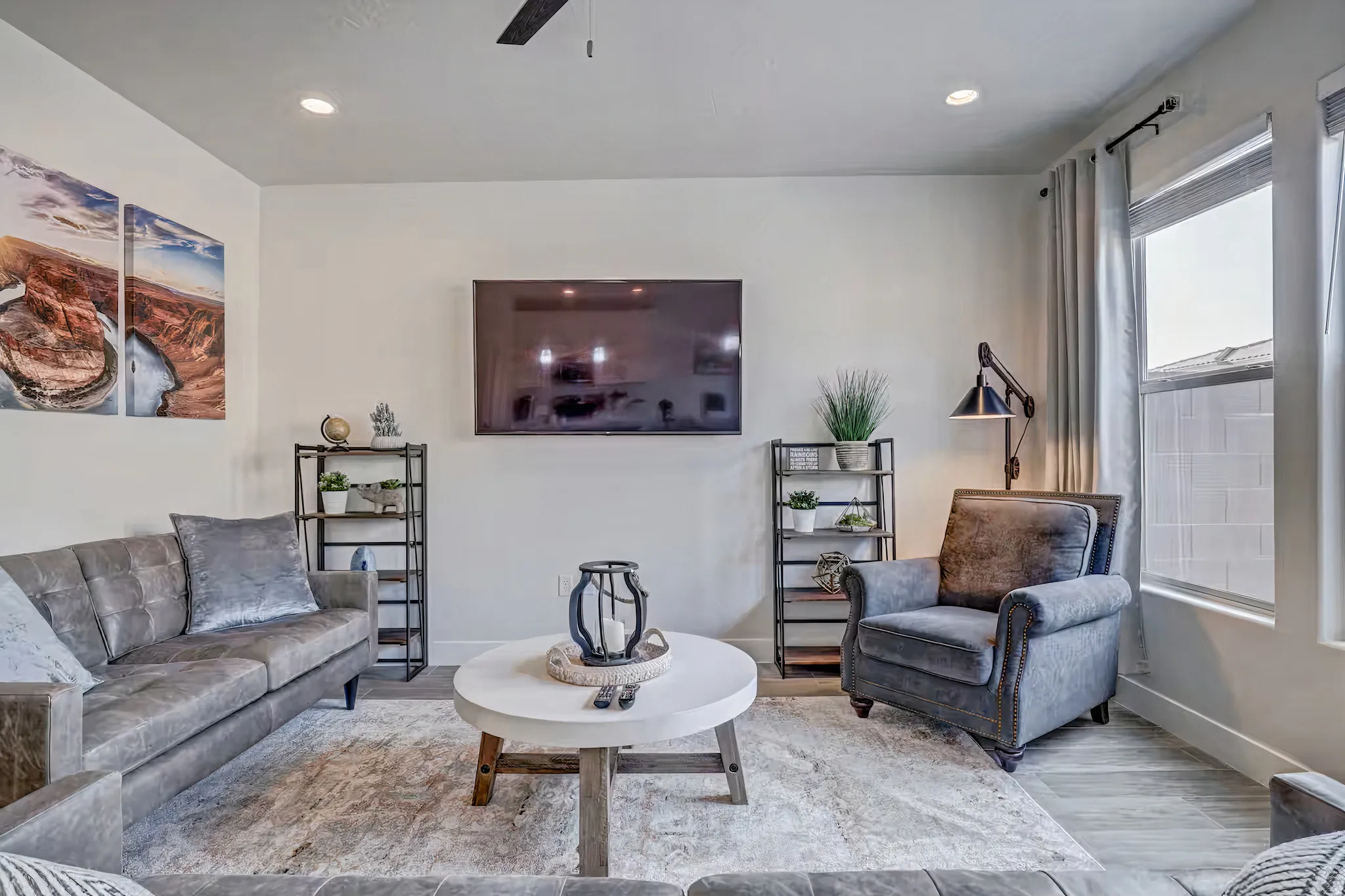 Living room featuring ceiling fan, recessed lighting, and wood finished floors