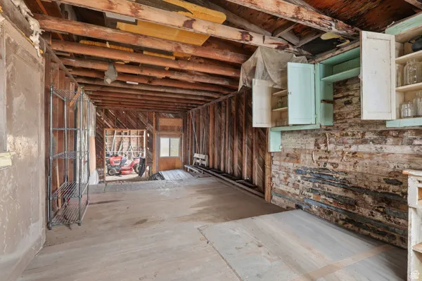 View of miscellaneous room