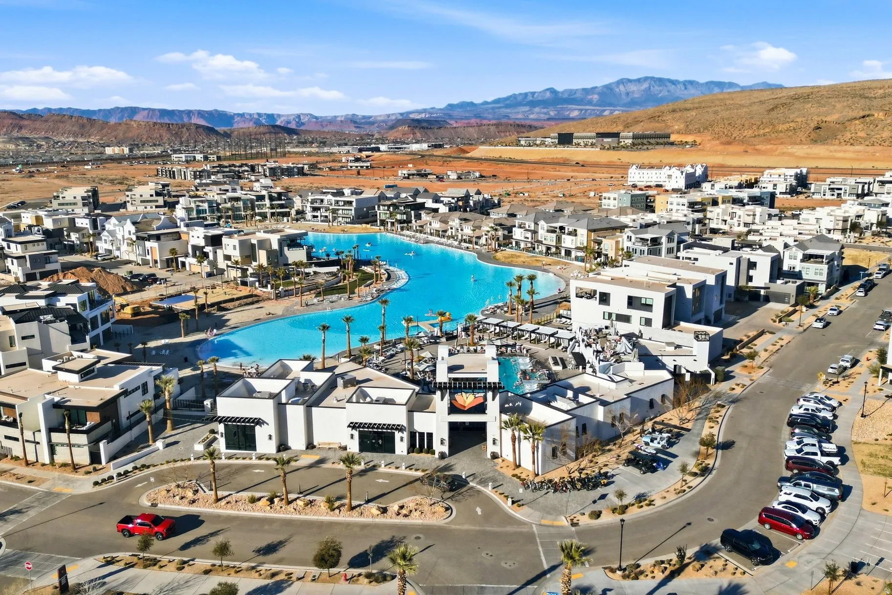 Bird's eye view of a water and mountain view