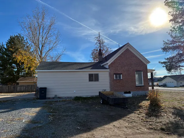 View of side of home