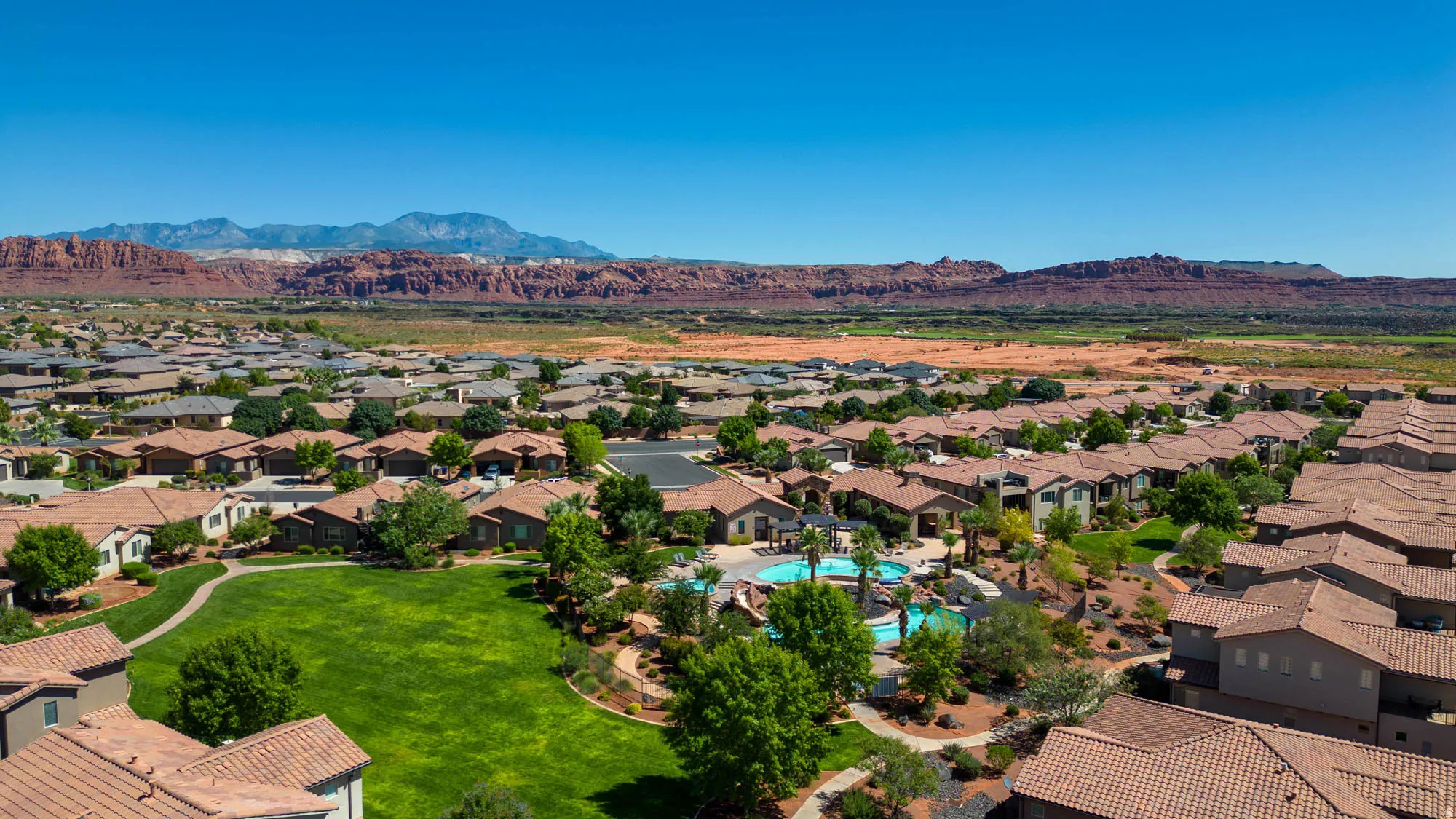Resort Clubhouse and Pools