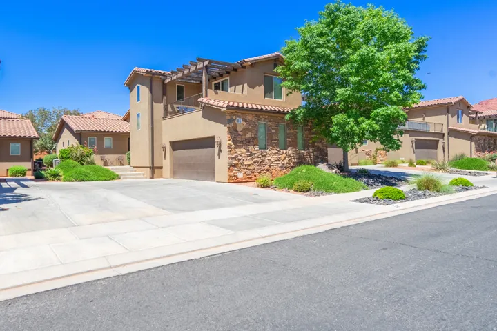3800 Paradise Village Dr #58, Santa Clara, Utah 84765