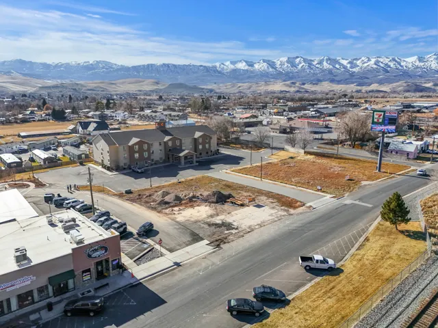 211 N Commercial St, Morgan, Utah 84050