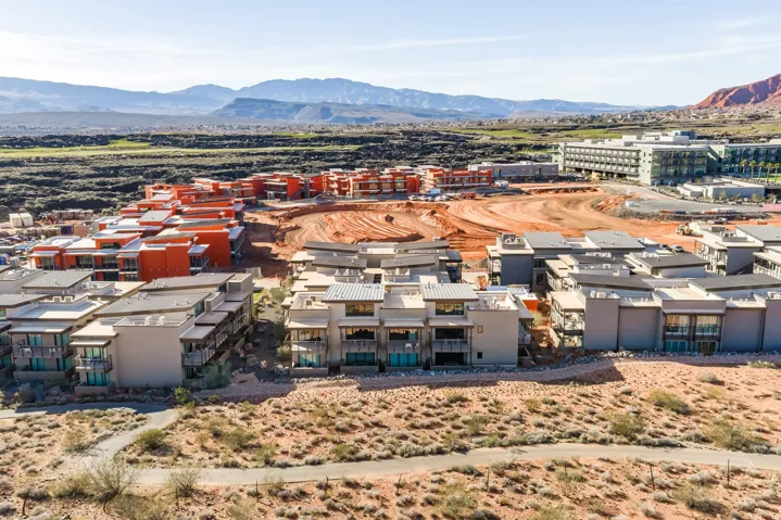 1550 E Black Desert Dr #83127, Ivins, Utah 84738