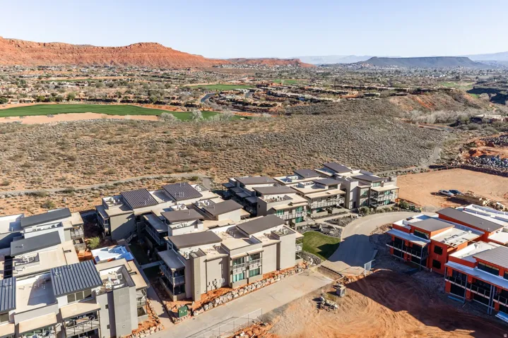 1550 E Black Desert Dr #83127, Ivins, Utah 84738