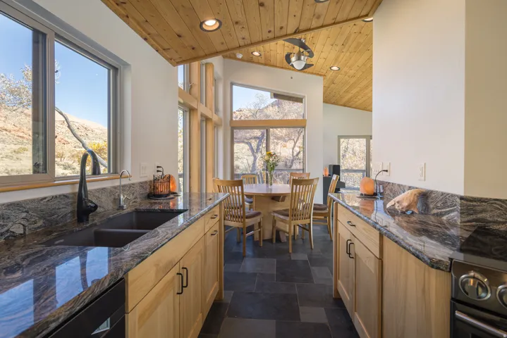 1389 E Powerhouse Ln, Moab, Utah 84532