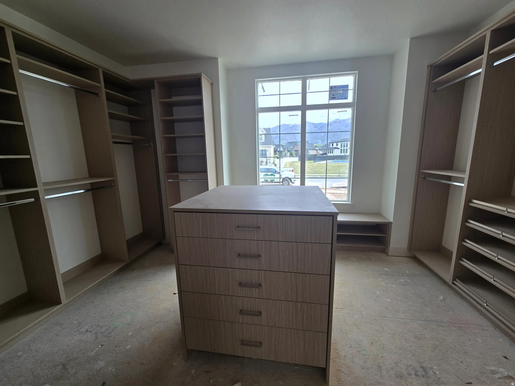 View of walk in closet