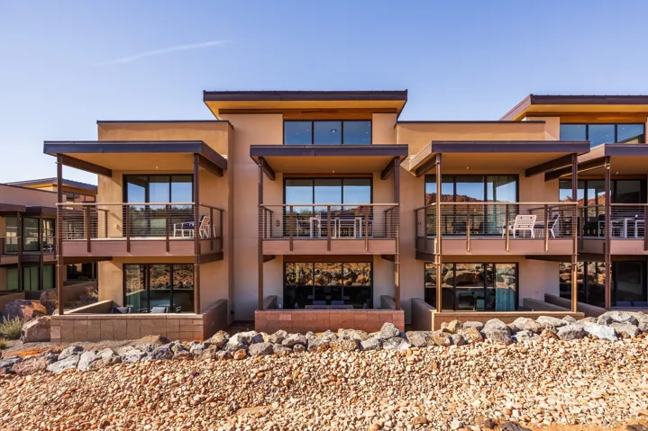 1550 E Black Desert Dr #83128, Ivins, Utah 84738