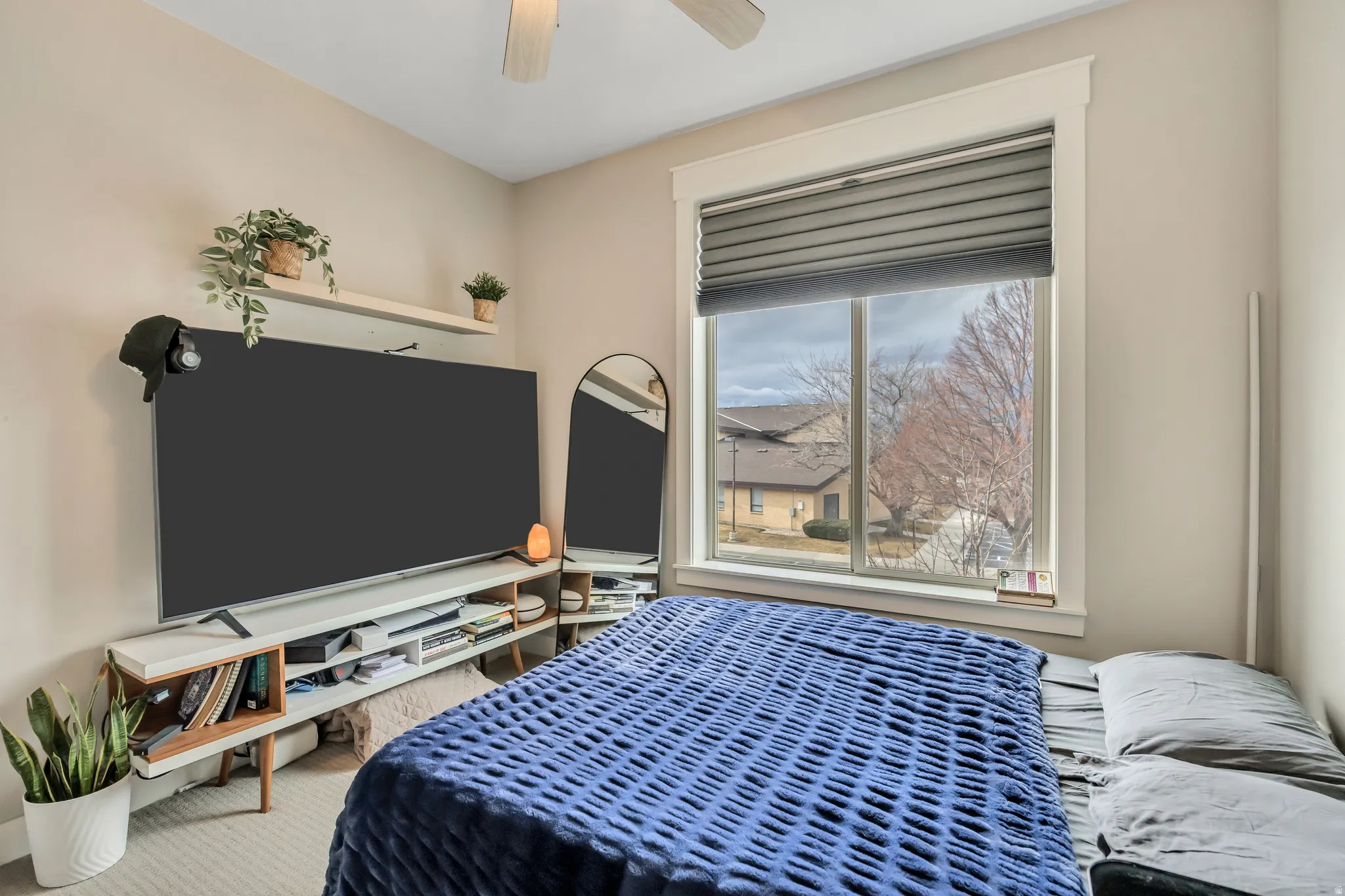 Bedroom with a ceiling fan