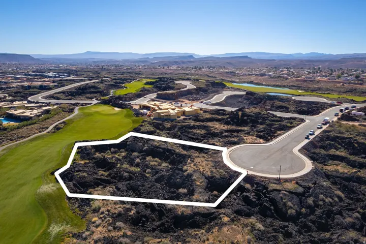 2447 South Village Dr, Santa Clara, Utah 84765