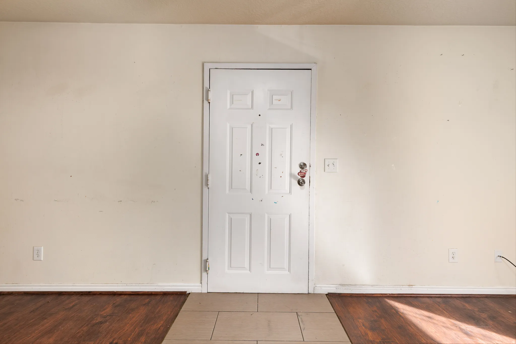 View of tiled entryway
