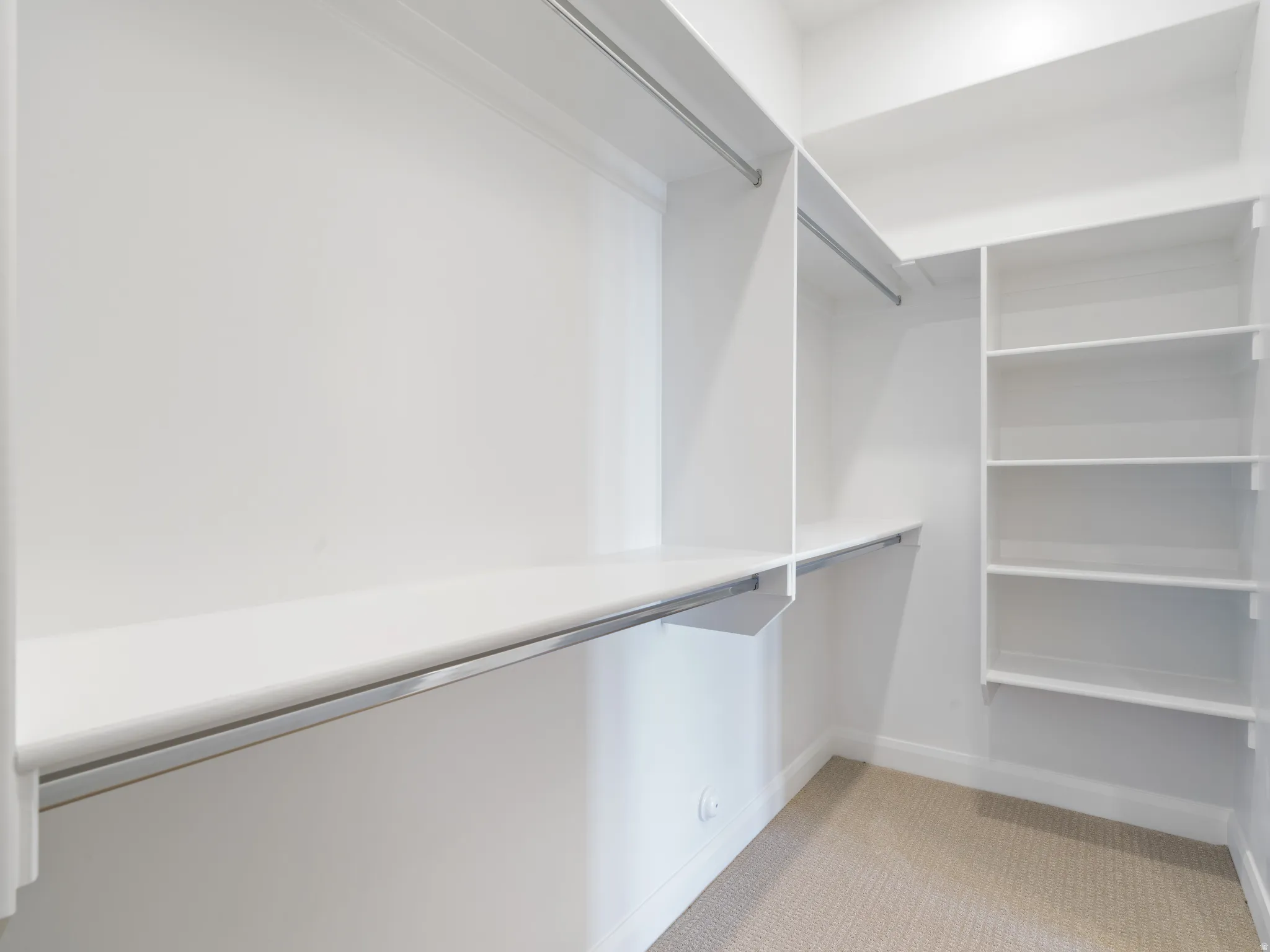 Walk in closet
