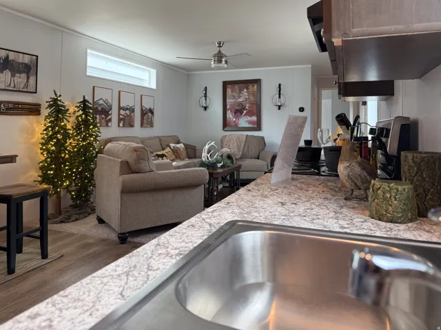 493 Valley View Dr, Hyrum, Utah 84319