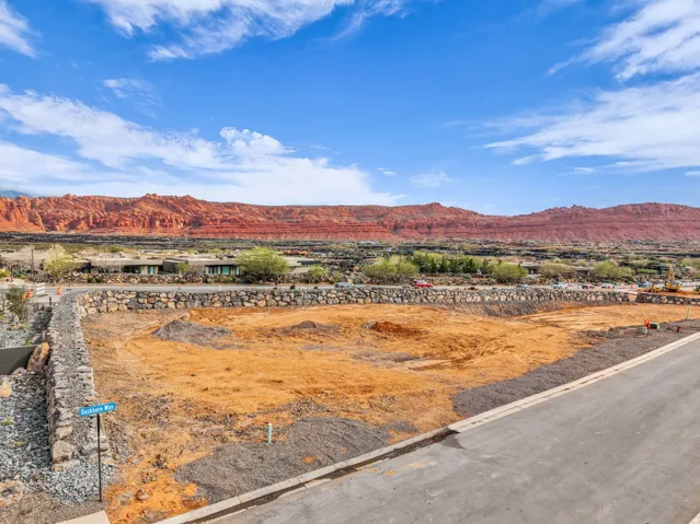 119 S Duskborn Way, Ivins, Utah 84738