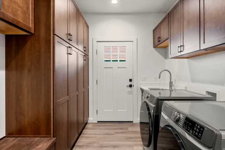 32 N 2nd St, Paris, Idaho 83261