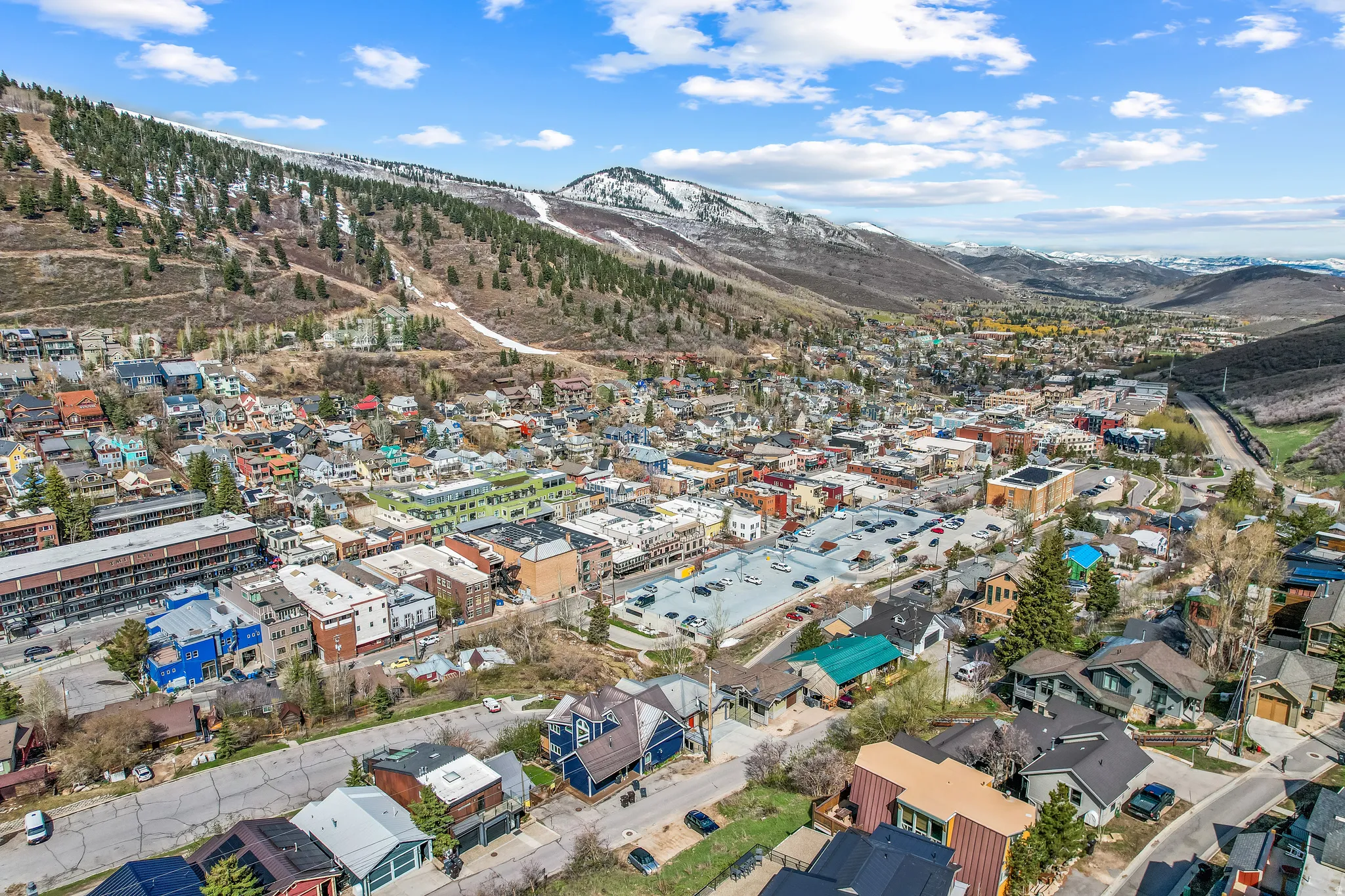 Bird's eye view of a mountainous background