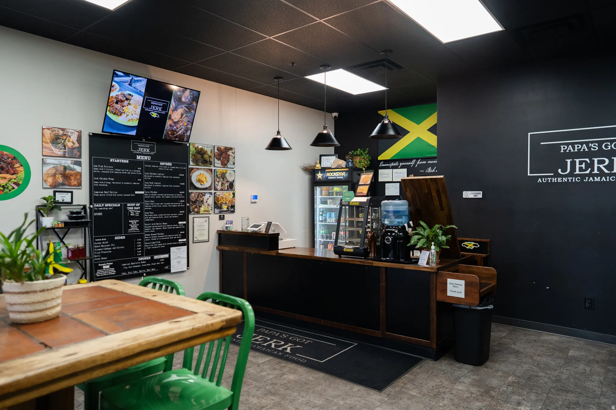 Miscellaneous room featuring a paneled ceiling