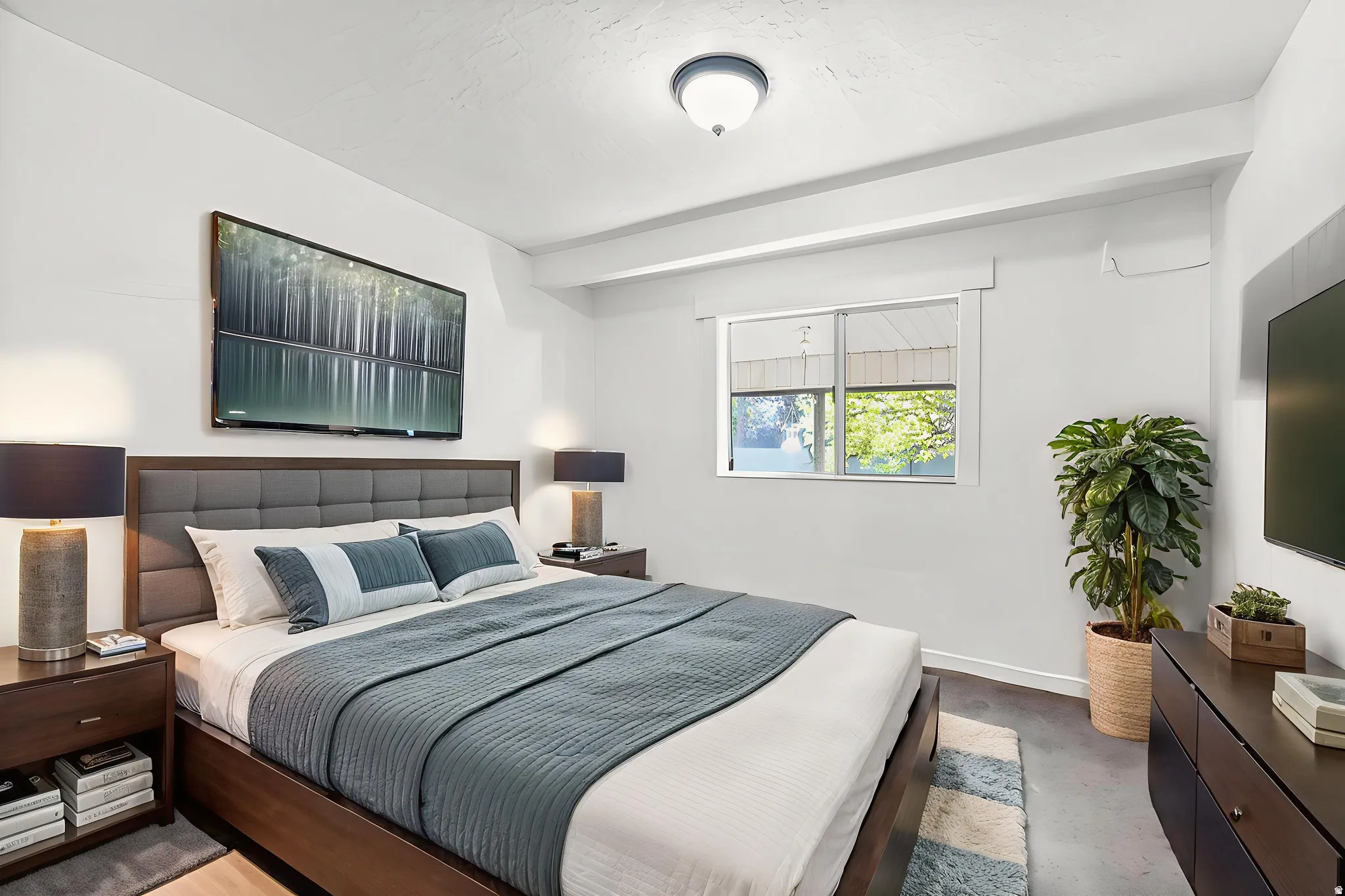 Bedroom with baseboards