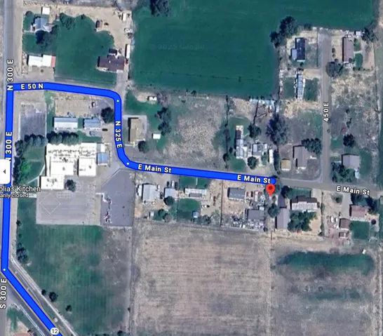 Aerial map of property and surrounding area