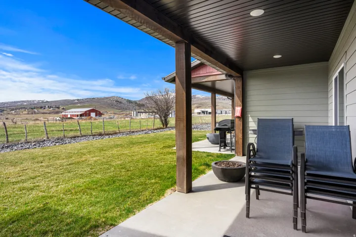 140 W 150 S #f21, Garden City, Utah 84028