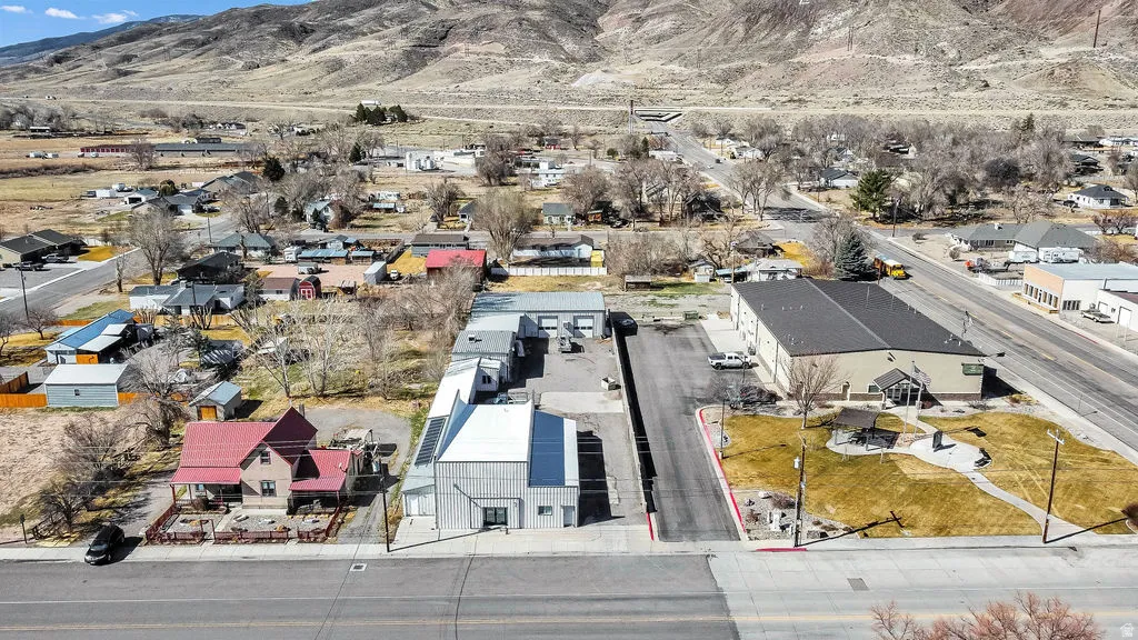 Aerial perspective of suburban area with mountains