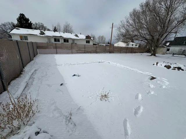 There is a patio pad here.