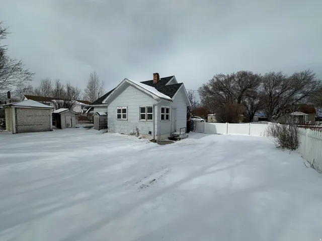 279 W 100 N, Panguitch, Utah 84759