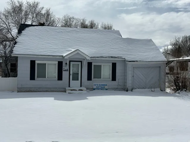 279 W 100 N, Panguitch, Utah 84759