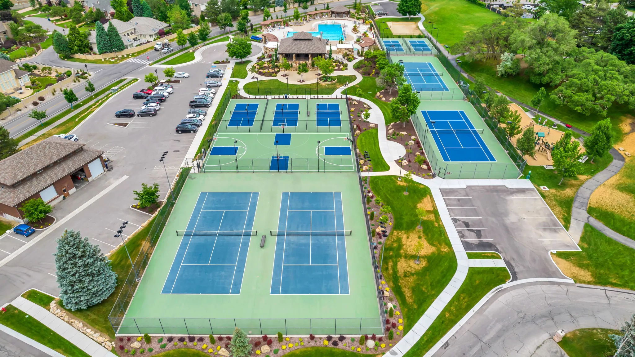 Bird's eye view of a pool area