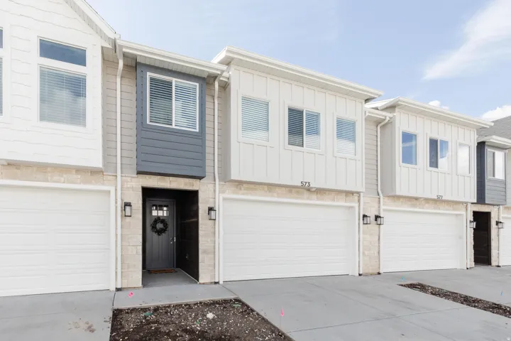 573 N Richland Valley St, Garden City, Utah 84028