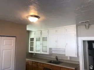 3 bedroom kitchen