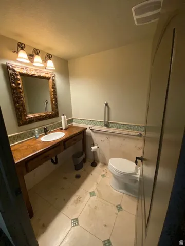 6412 S 900 E #101, Murray, Utah 84121