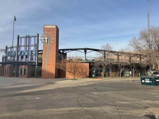 The back parking lot connects with the front of the Raptor baseball field