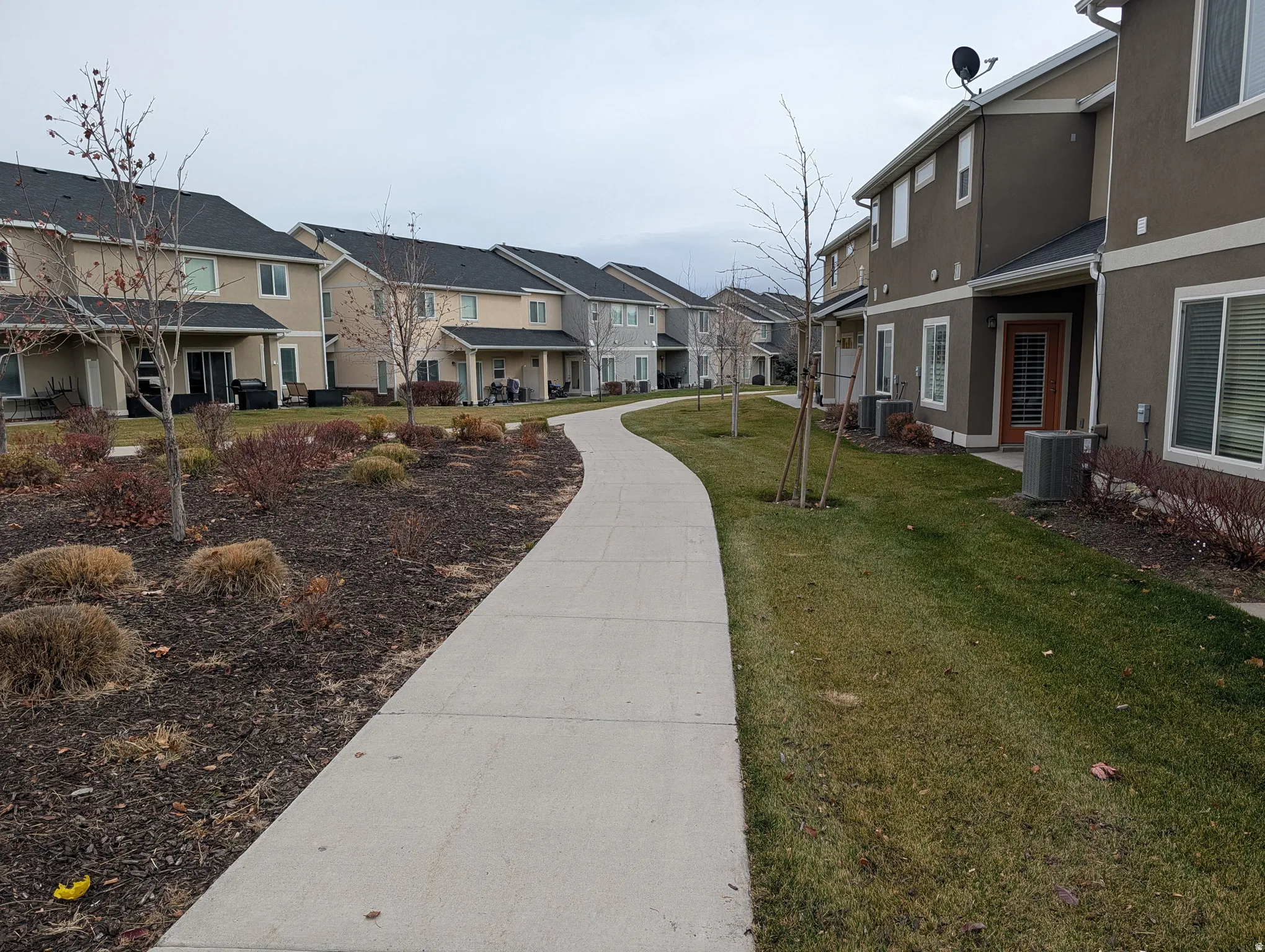 Surrounding community featuring a residential view