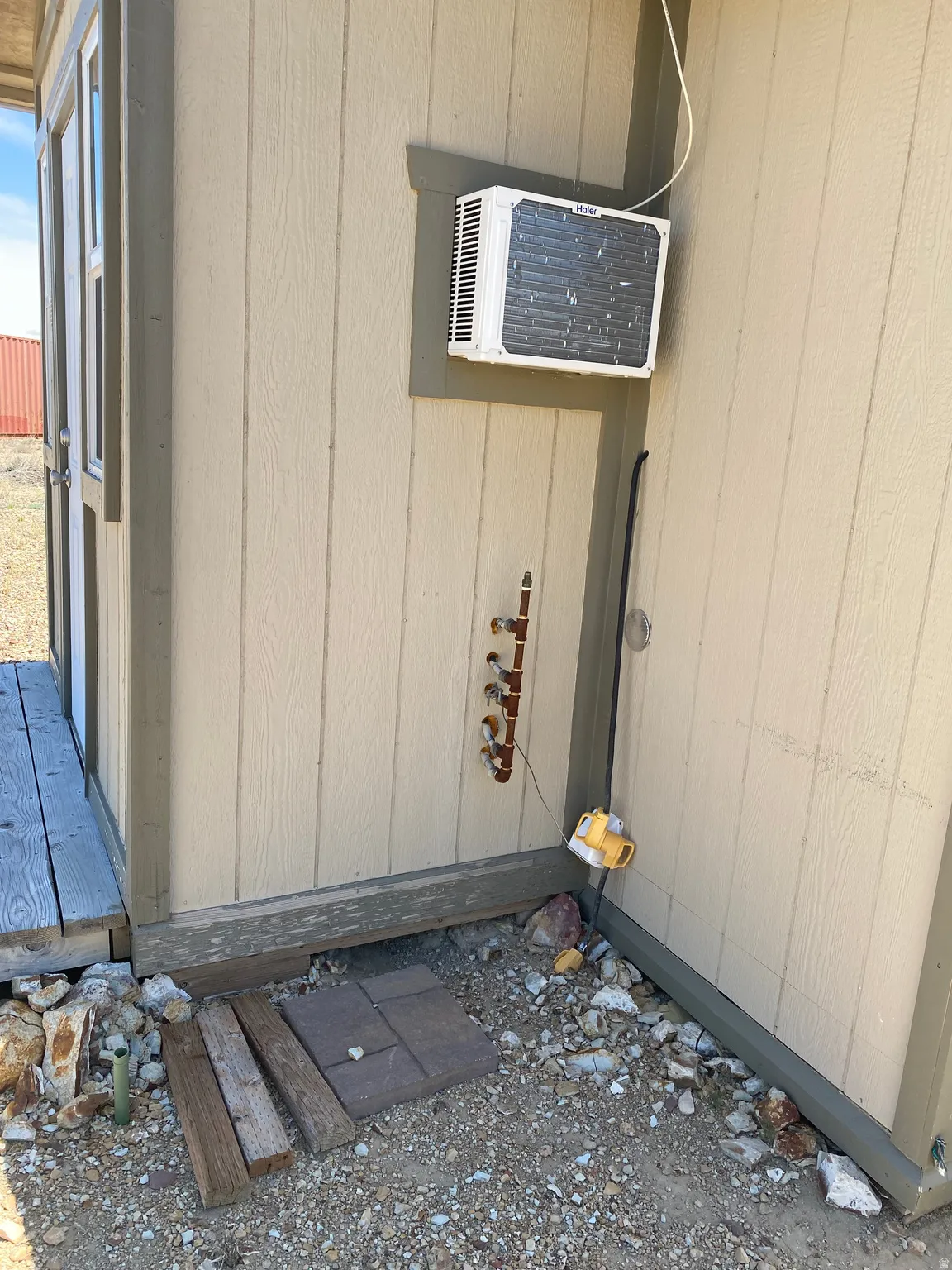 Exterior view of a wall mounted air conditioner