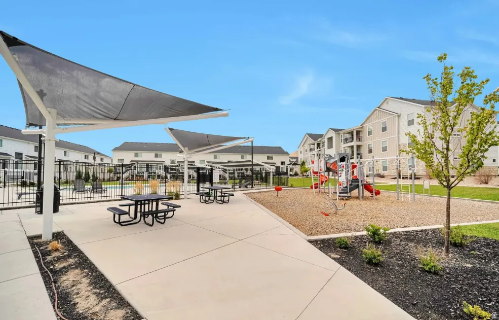 View of home's community featuring a residential view