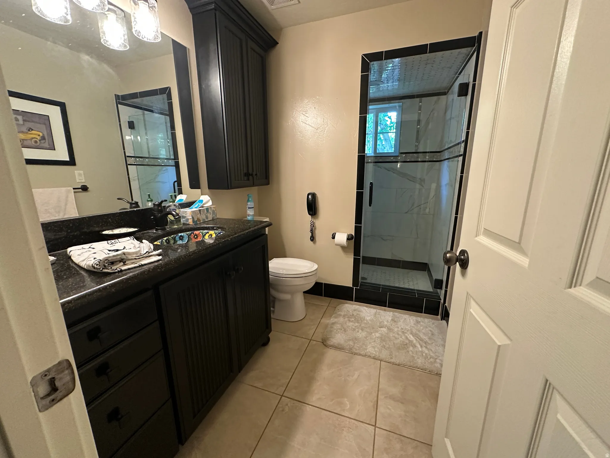 Main bathroom