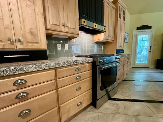 7737 W Sawtooth Cv, Vernal, Utah 84078