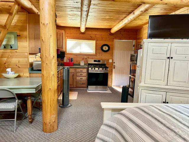 7737 W Sawtooth Cv, Vernal, Utah 84078