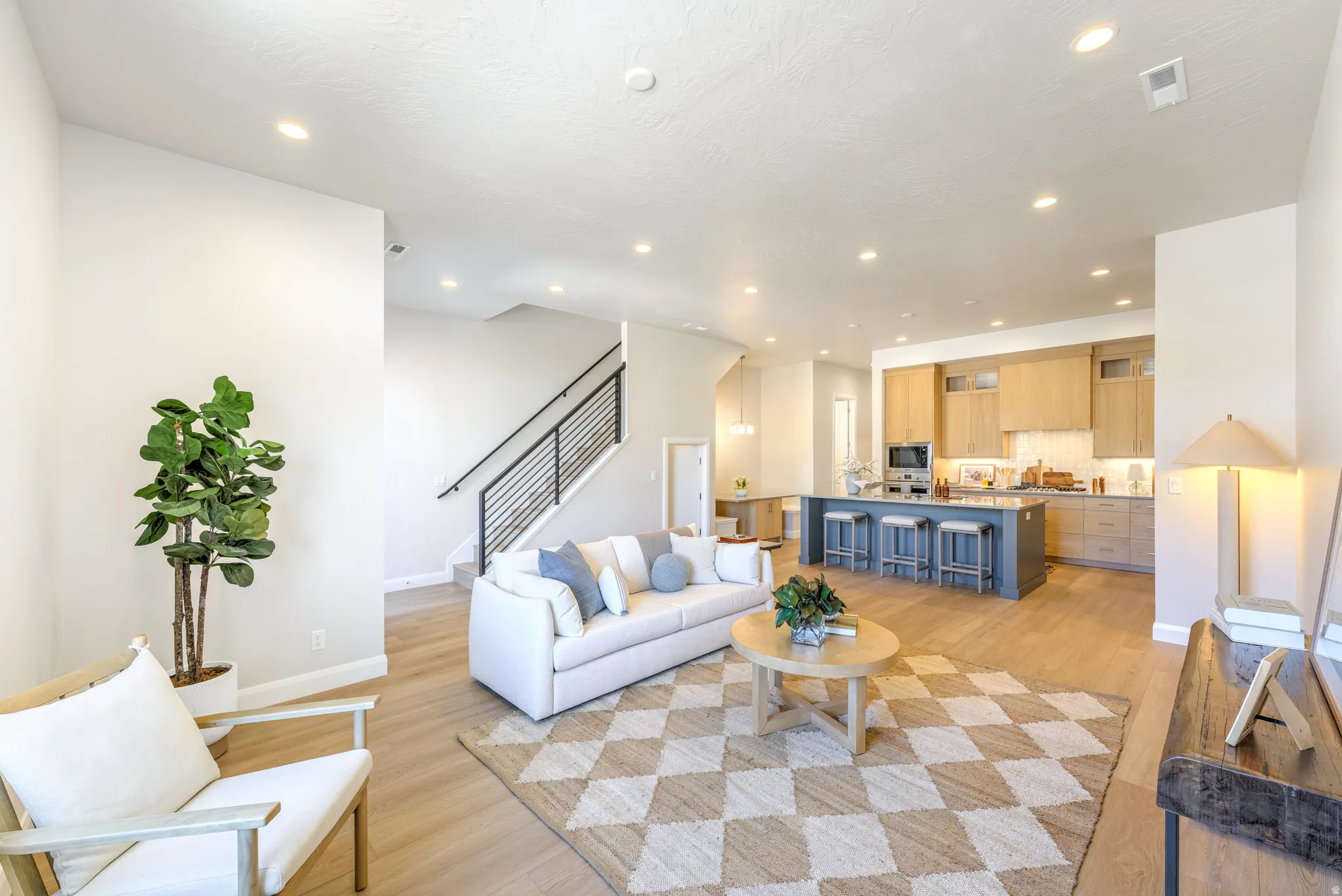 *Photo of a similar unit