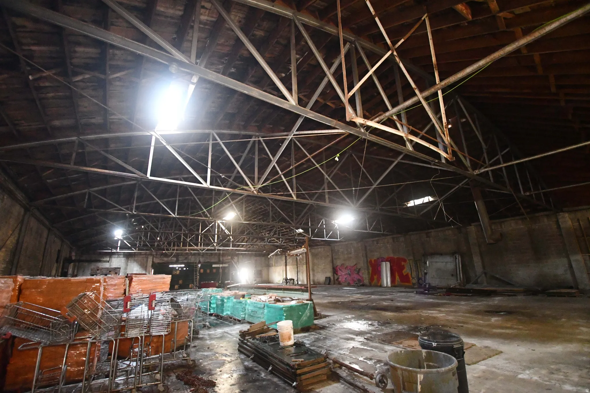 View of miscellaneous room