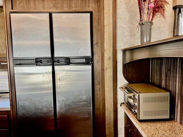 Detailed view of freestanding refrigerator