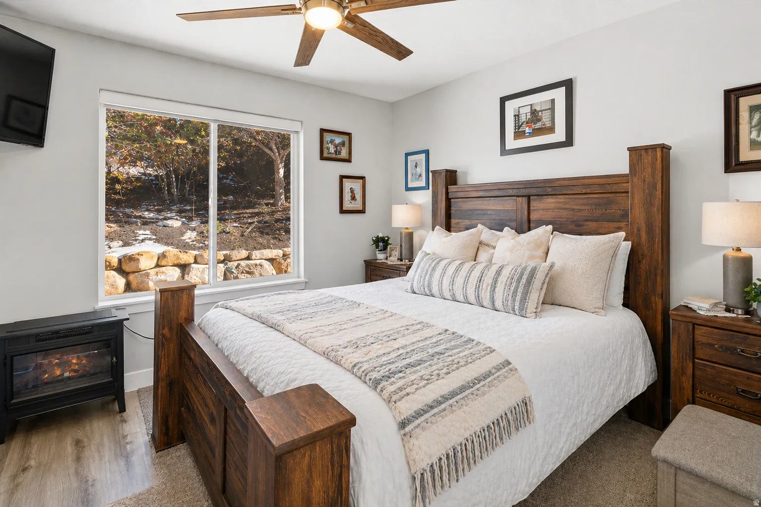 Bedroom featuring a ceiling fan