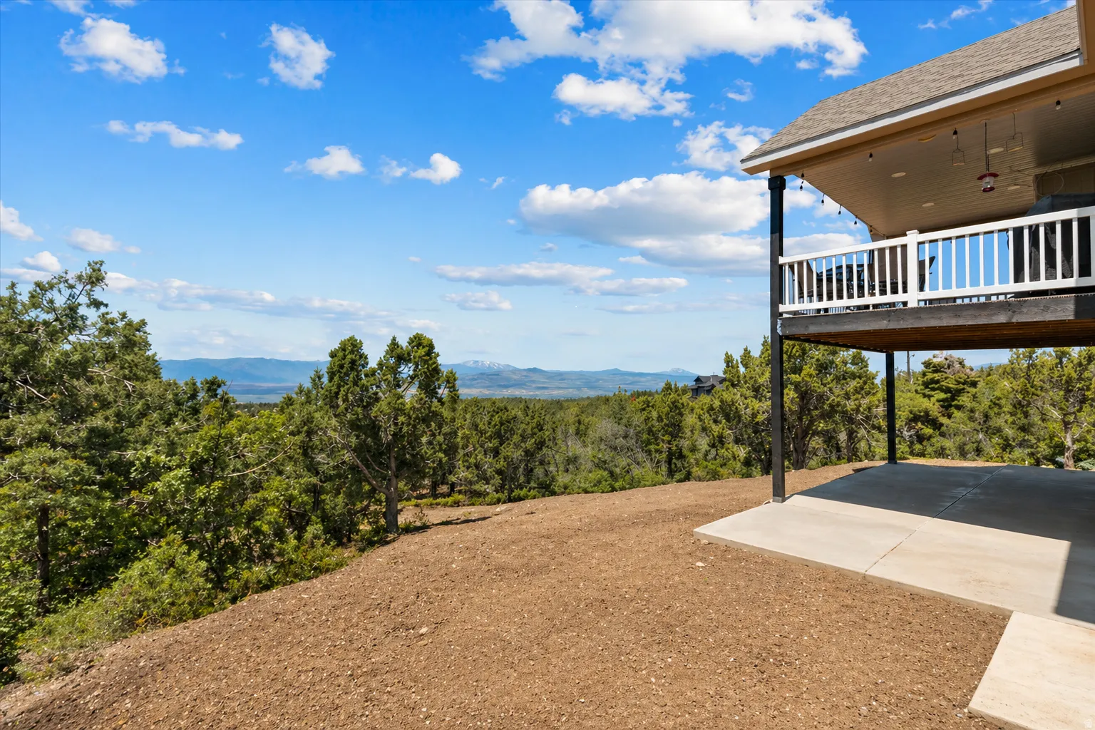View of yard with a mountain view