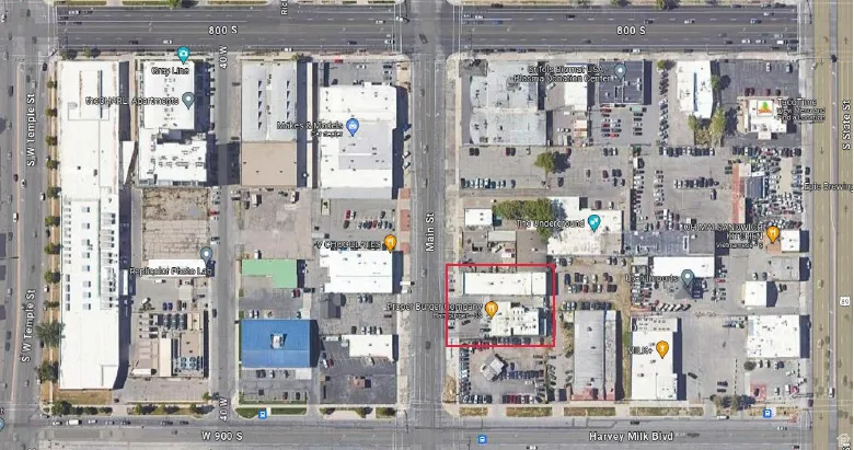 Map / location featuring property parcel outlined