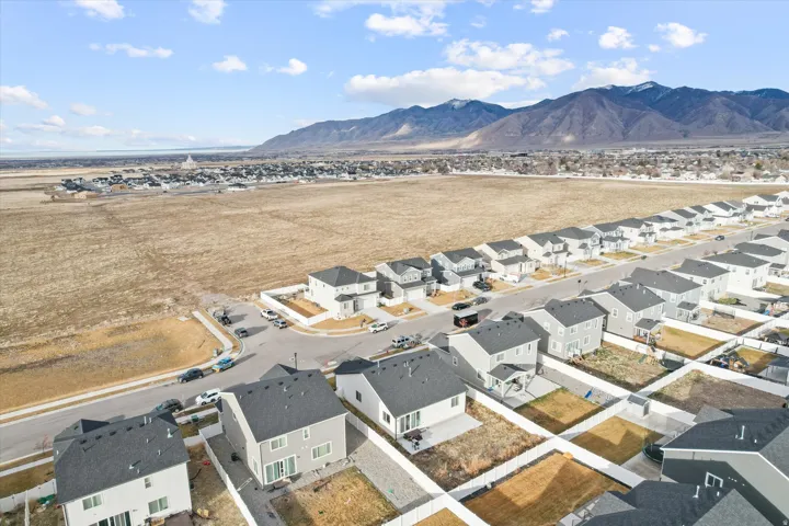 Aerial view of the community.