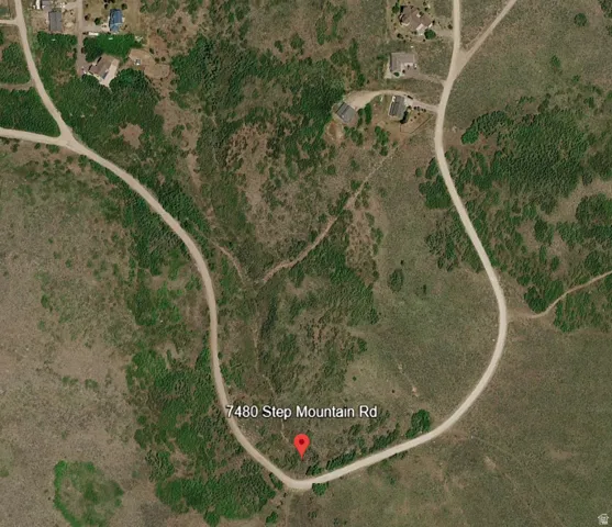 Aerial map of property and surrounding area