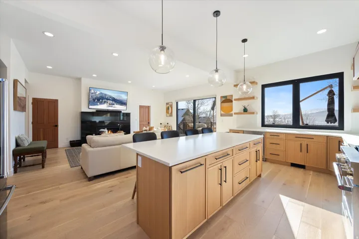 5823 E Elkhorn Dr, Eden, Utah 84310