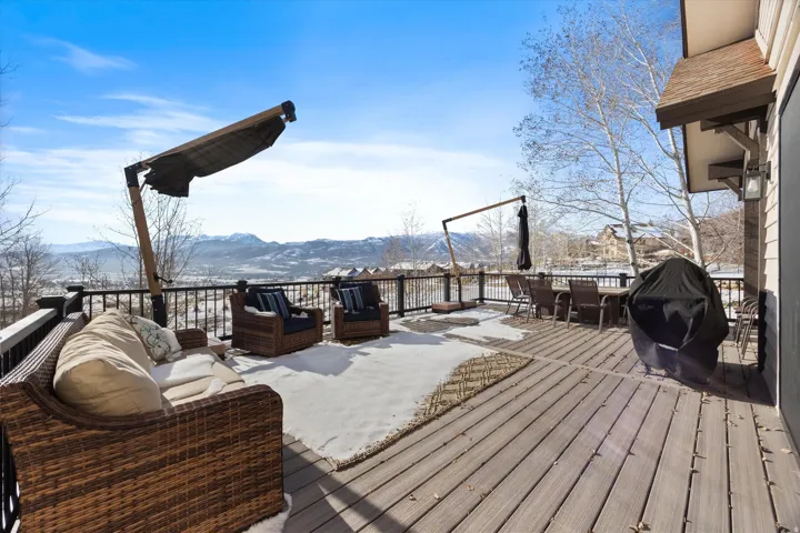 5823 E Elkhorn Dr, Eden, Utah 84310