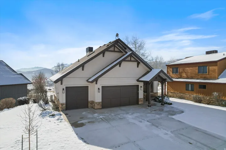 5823 E Elkhorn Dr, Eden, Utah 84310